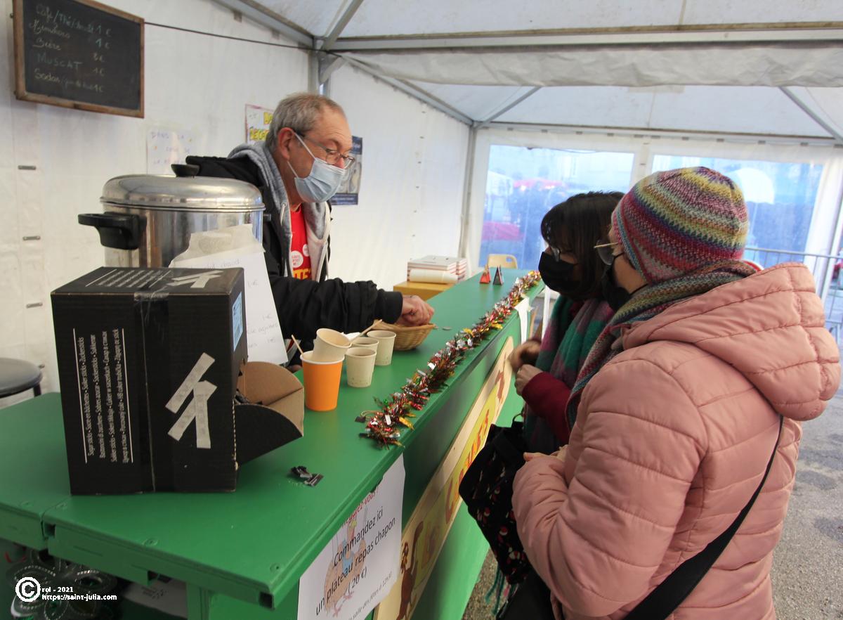 stjulia_20211219_chapons_expo_recreation_01.jpg